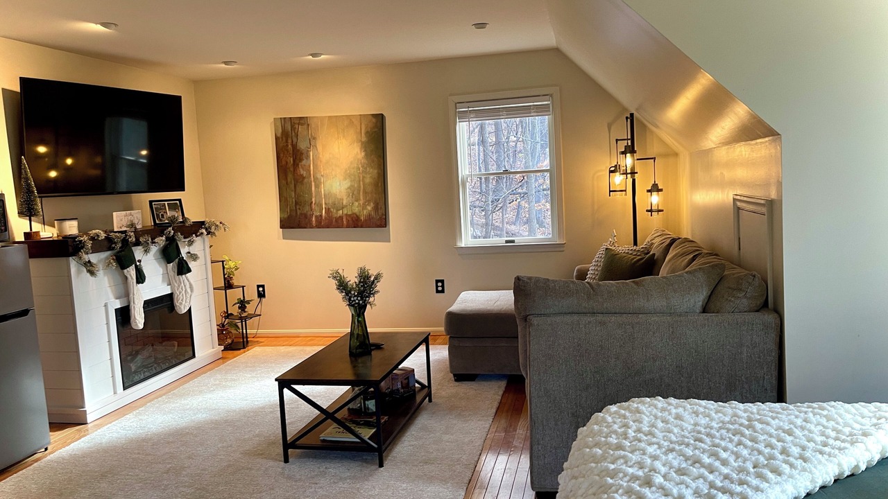 Photo of Livingroom in Lovettsville