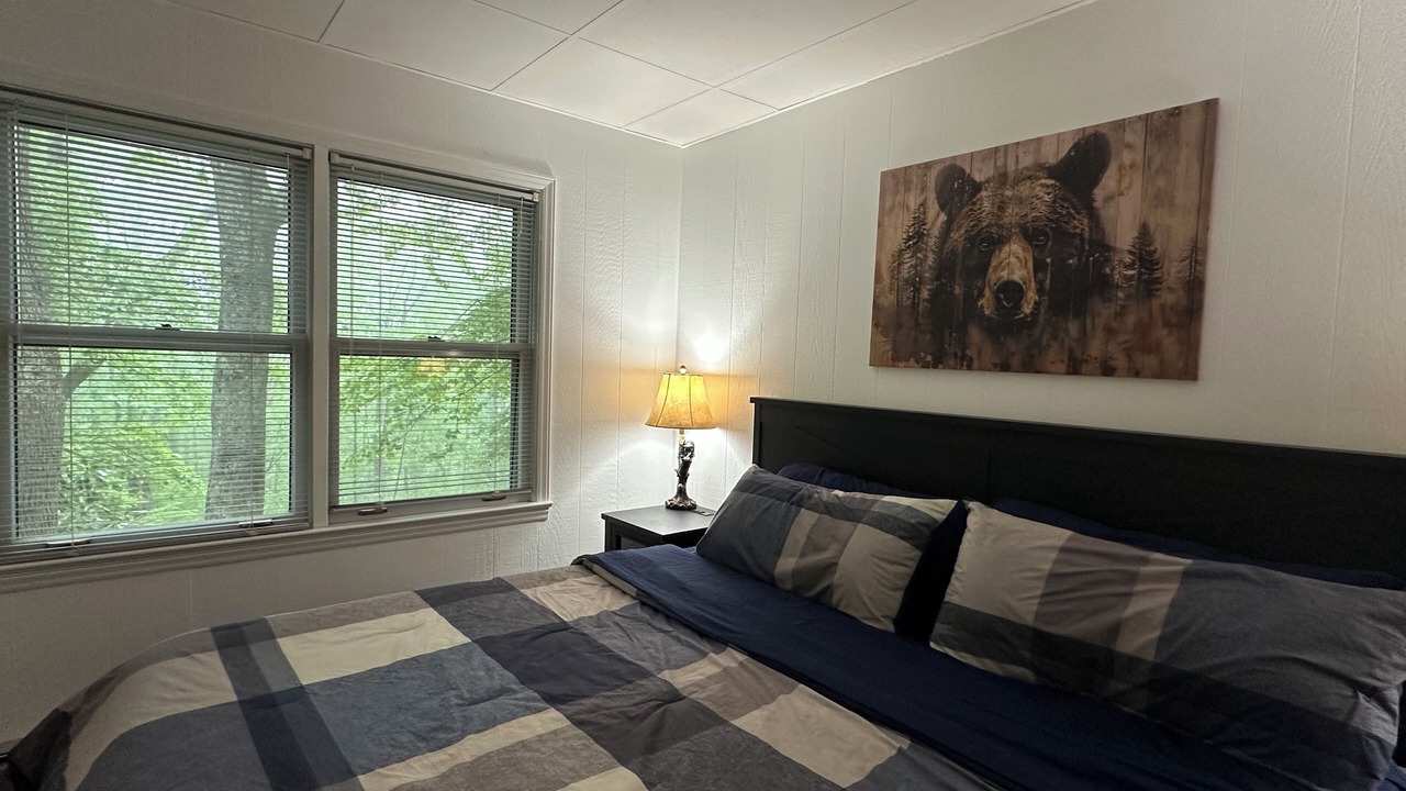 Photo of Bedroom in Beech Mountain