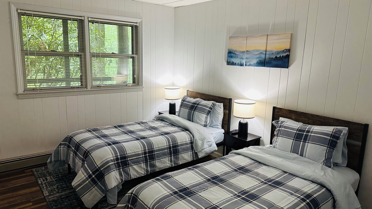 Photo of Bedroom in Beech Mountain