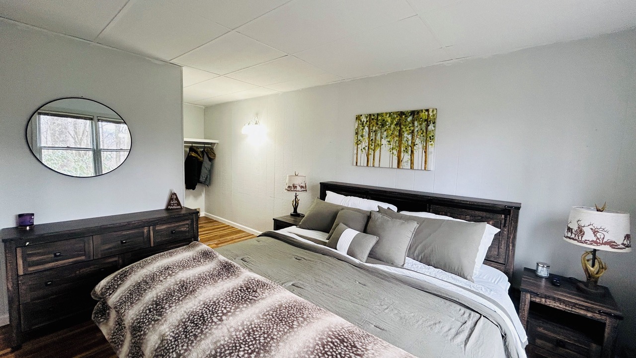 Photo of Bedroom in Beech Mountain