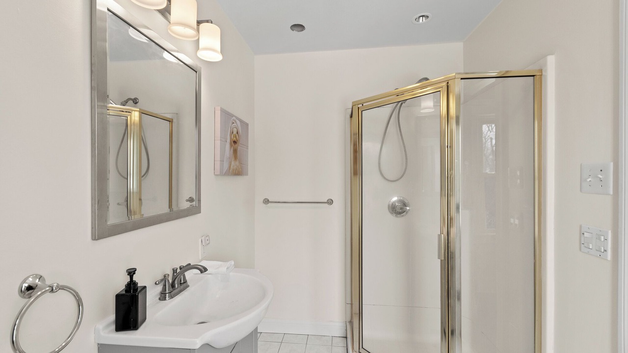Photo of Bathroom in Williamstown