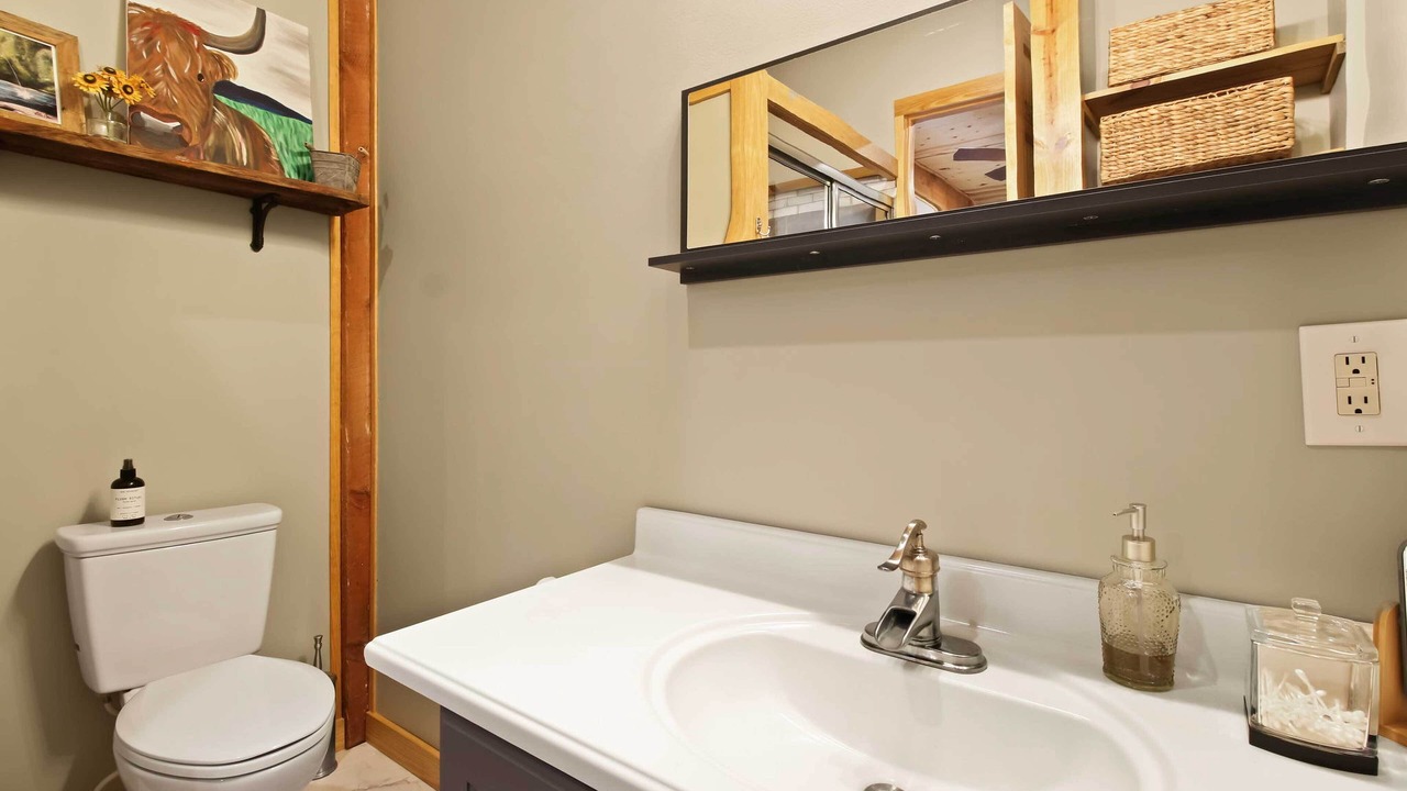 Photo of Bathroom in Frank