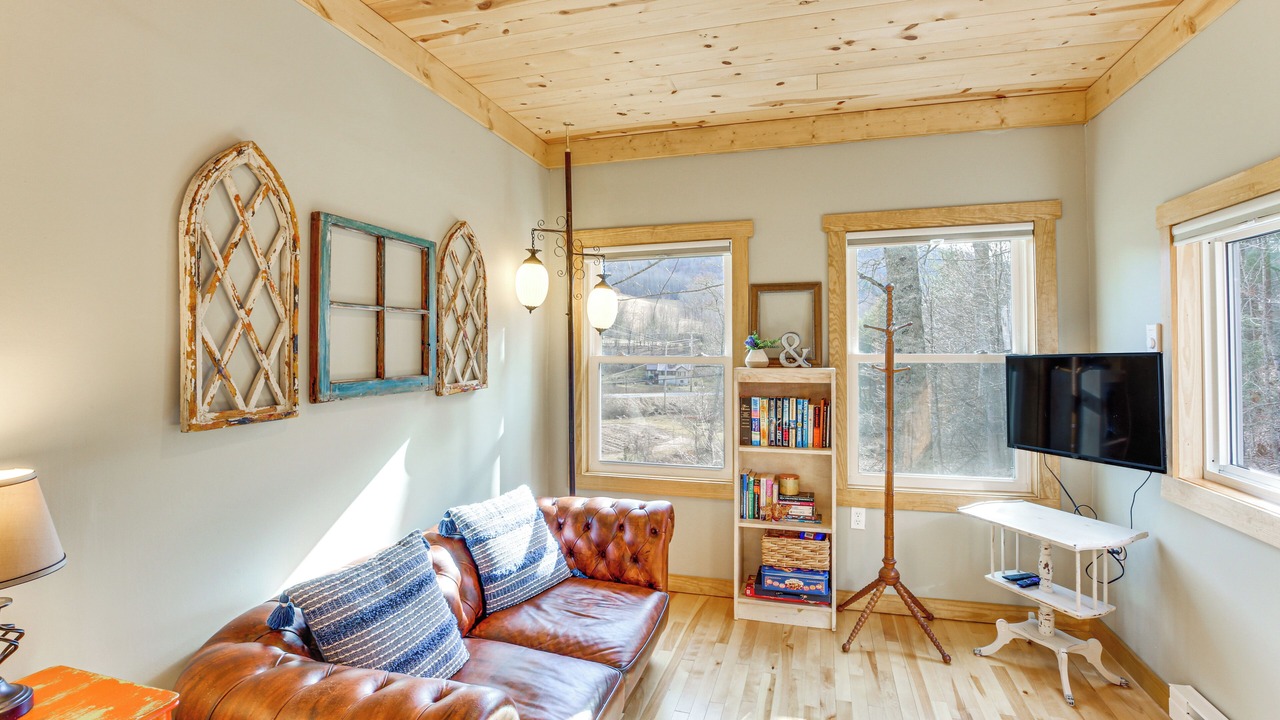 Photo of Bedroom in Frank