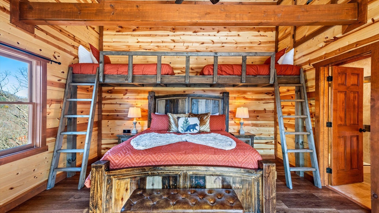 Photo of Bedroom in Chalet Village North