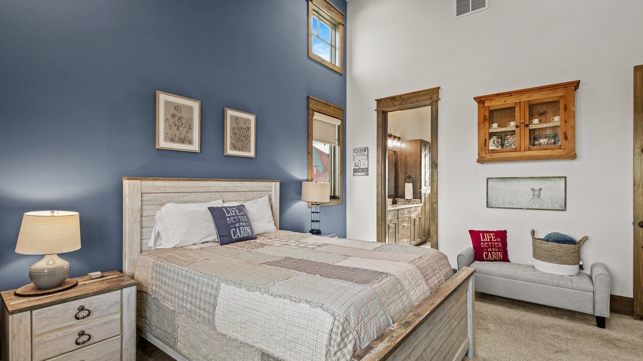 Photo of Bedroom in Elk Park