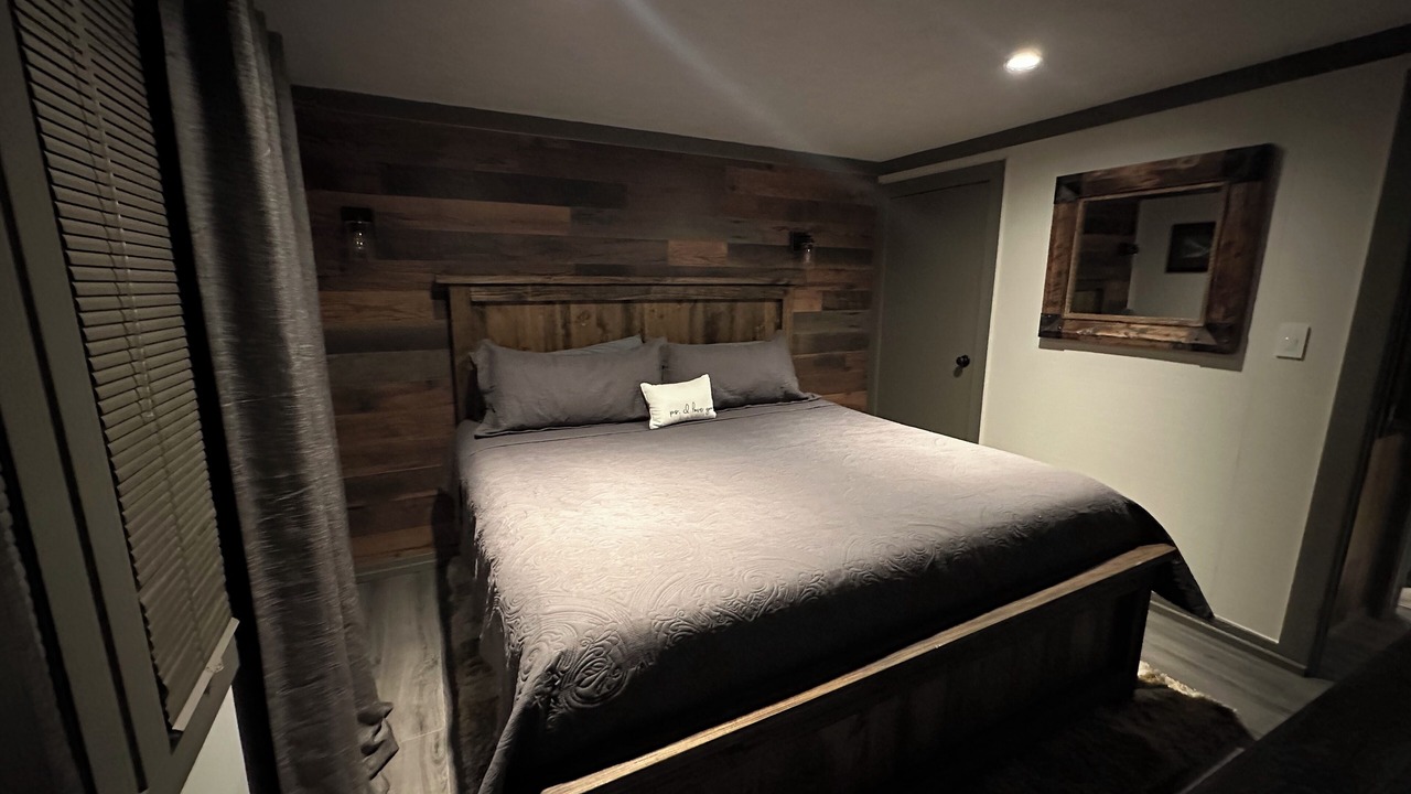 Photo of Bedroom in Beech Mountain
