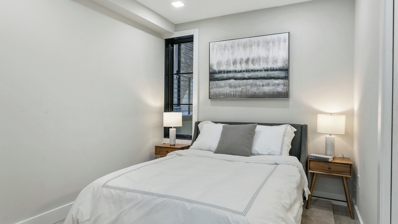 Photo of Bedroom in Adams Morgan