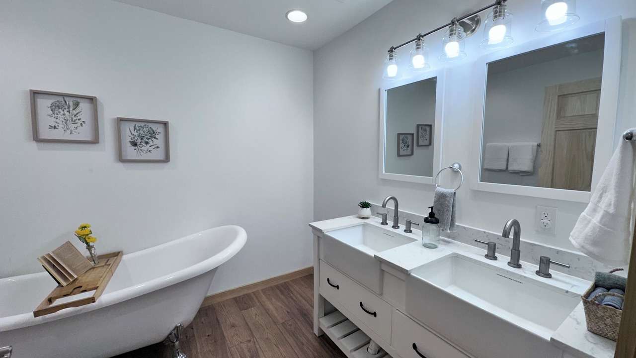 Photo of Bathroom in Todd