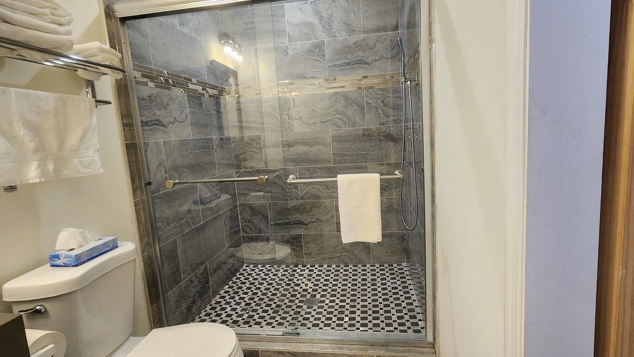 Photo of Bathroom in Old City
