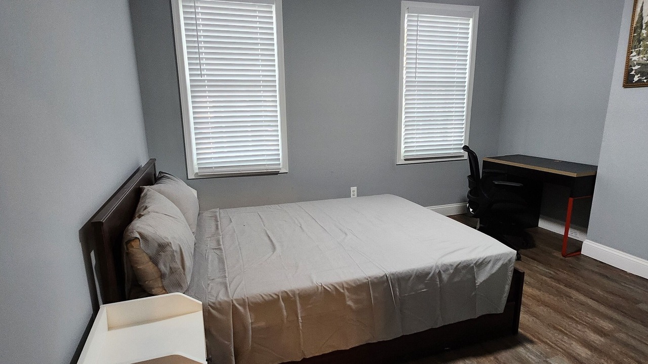 Photo of Bedroom in Downtown Baltimore