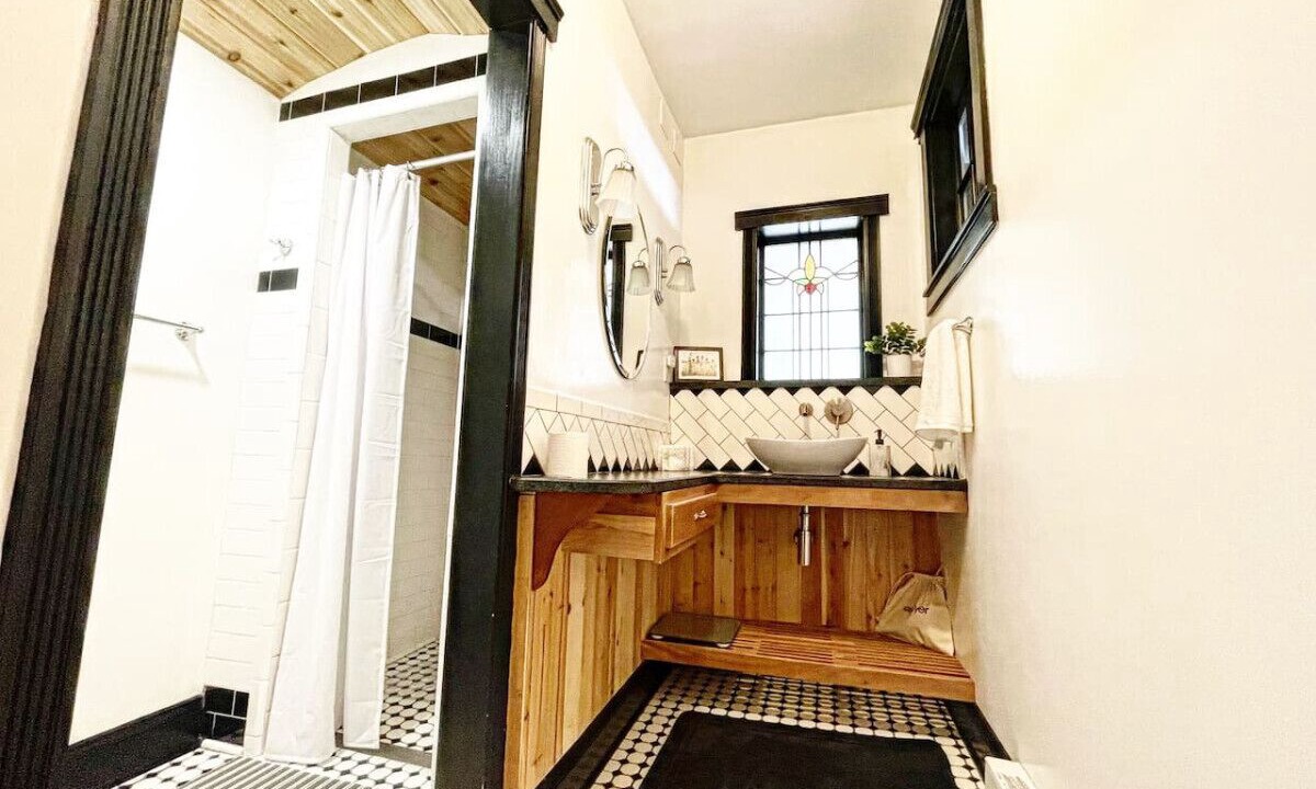 Photo of Bathroom in Shepherdstown