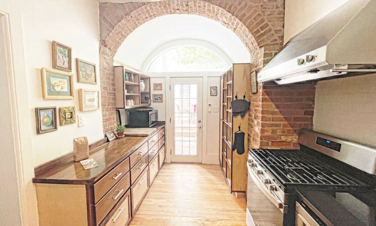 Photo of Kitchen in Shepherdstown
