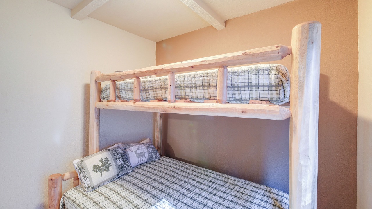 Photo of Bedroom in Ragland