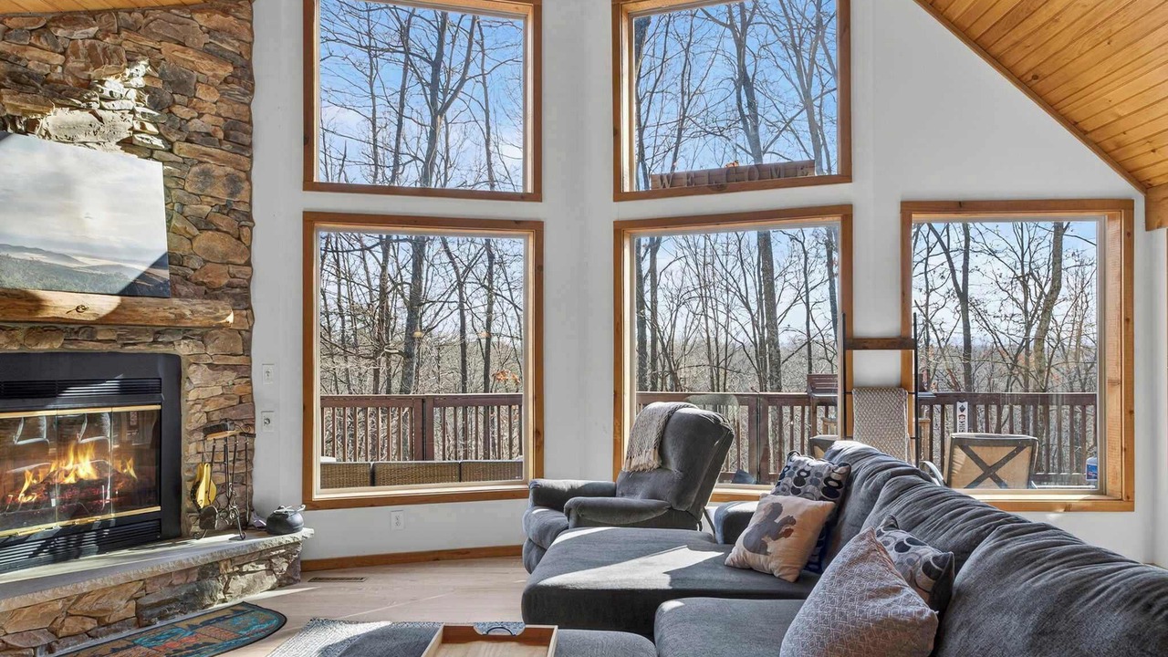 Photo of Livingroom in The Woods