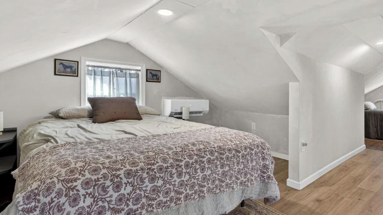 Photo of Bedroom in Shepherdstown