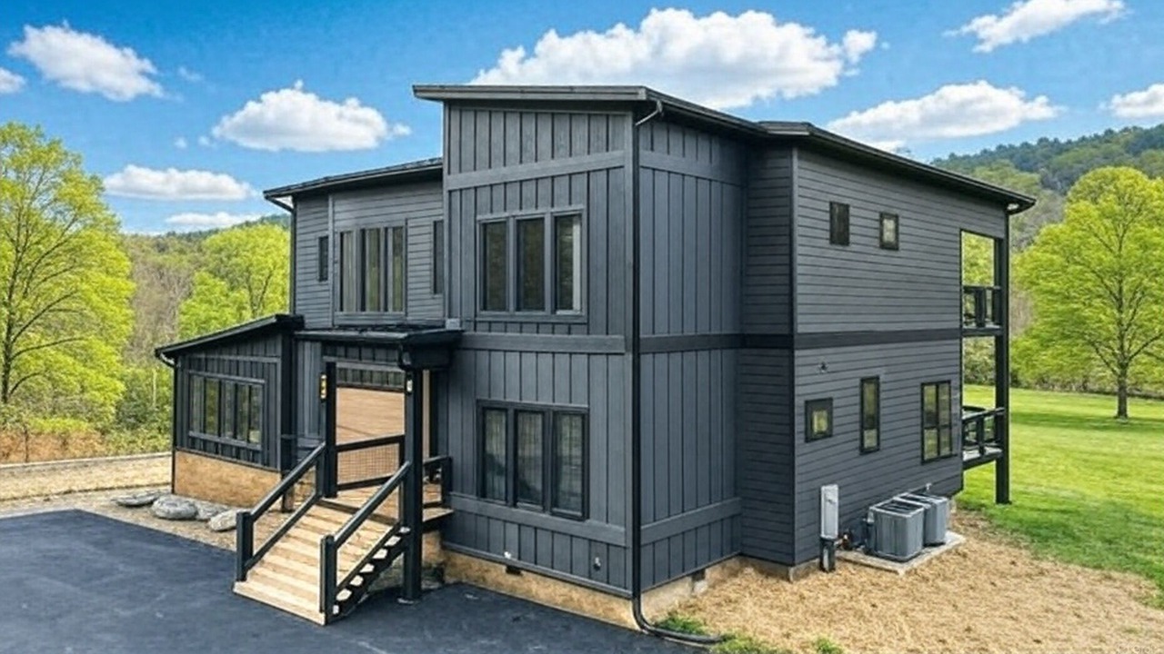 Photo of Outdoor in Pittman Center