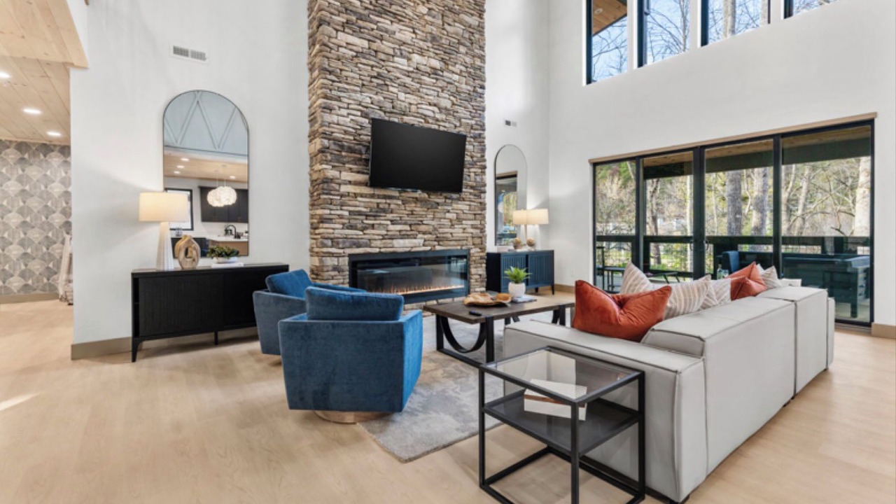 Photo of Livingroom in Pittman Center