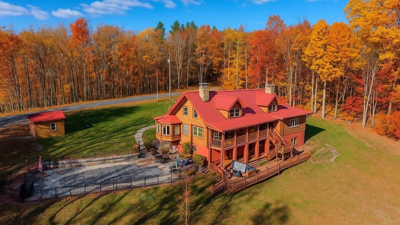 Photo of Others in Crellin
