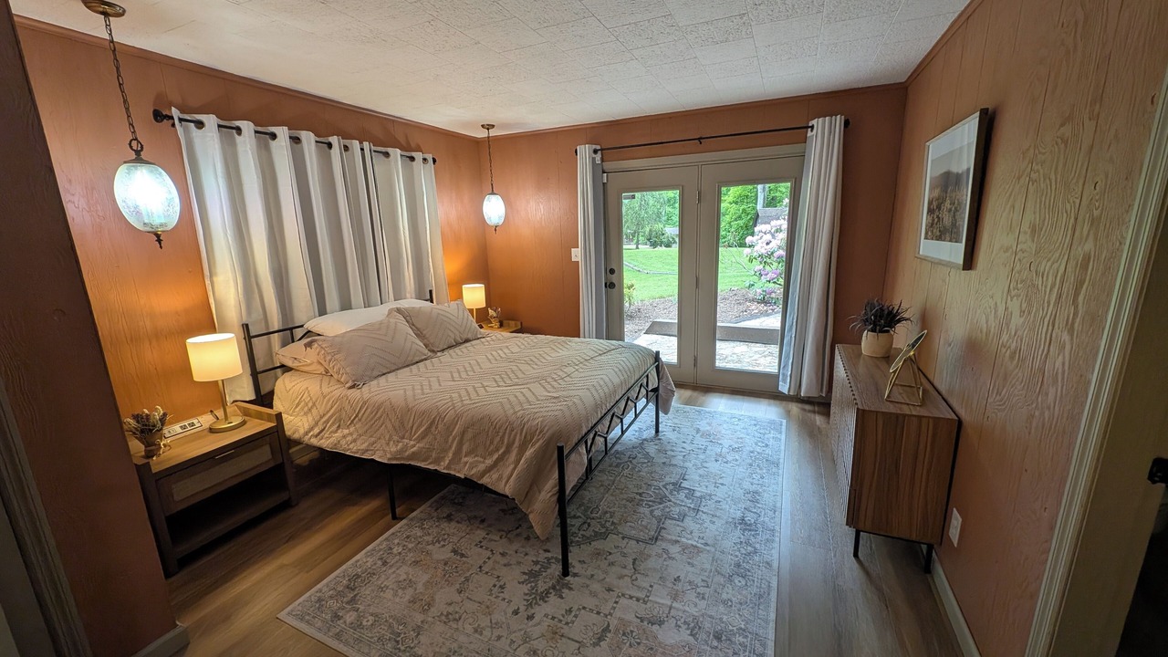 Photo of Bedroom in Oak Grove