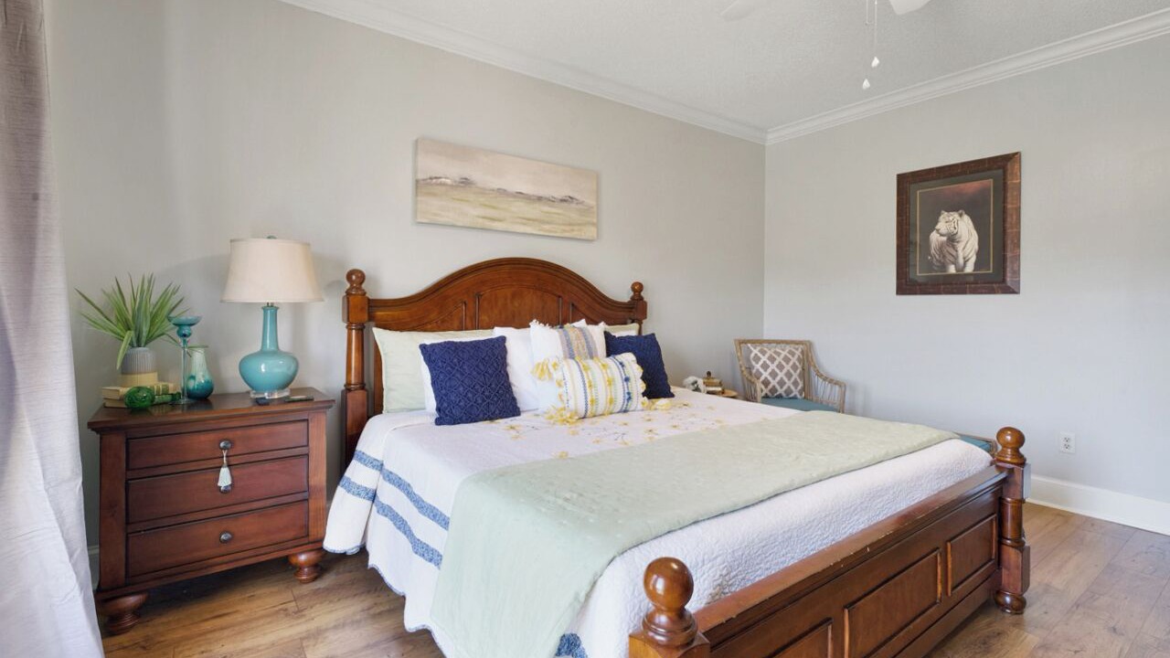 Photo of Bedroom in Piney Flats