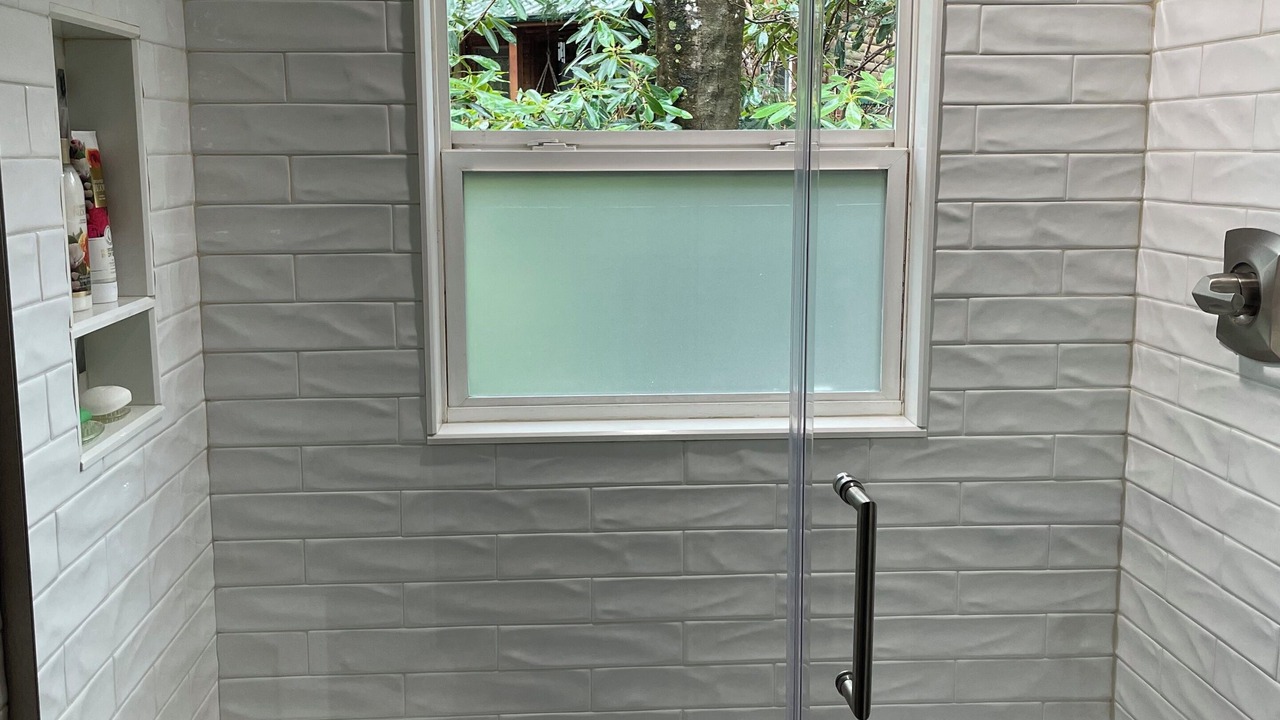 Photo of Bathroom in Newland