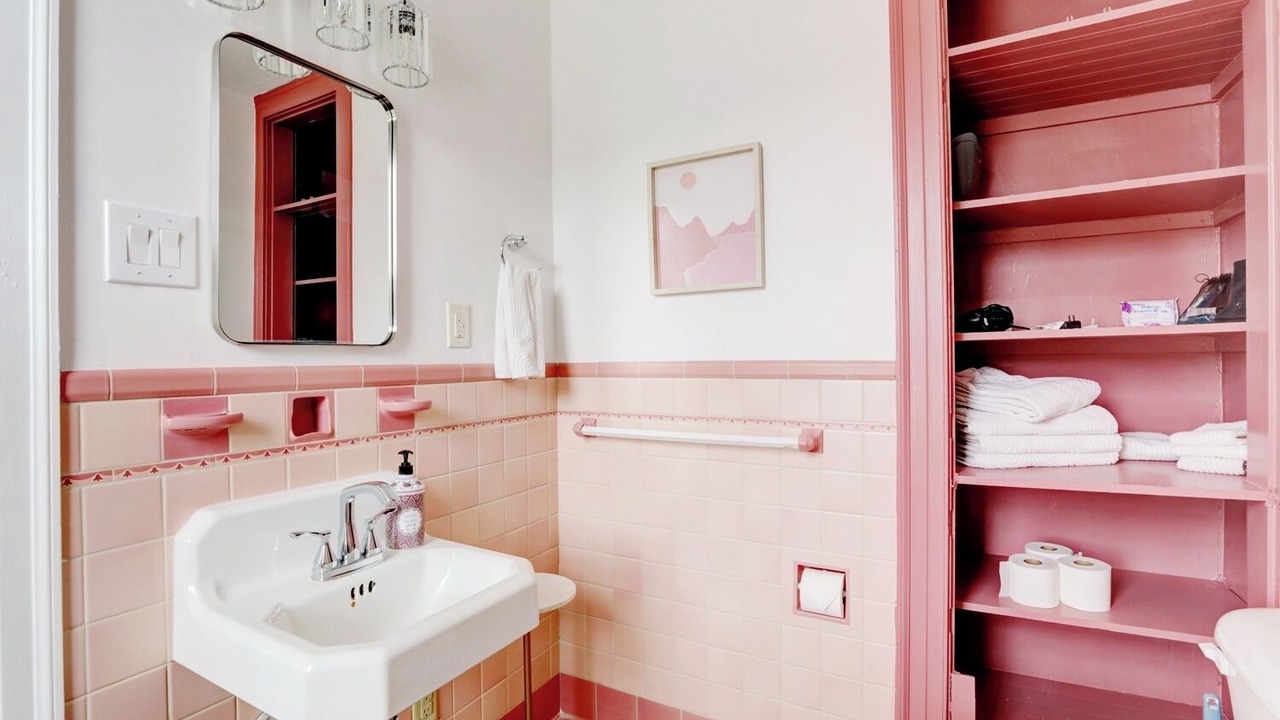Photo of Bathroom in Frankfort