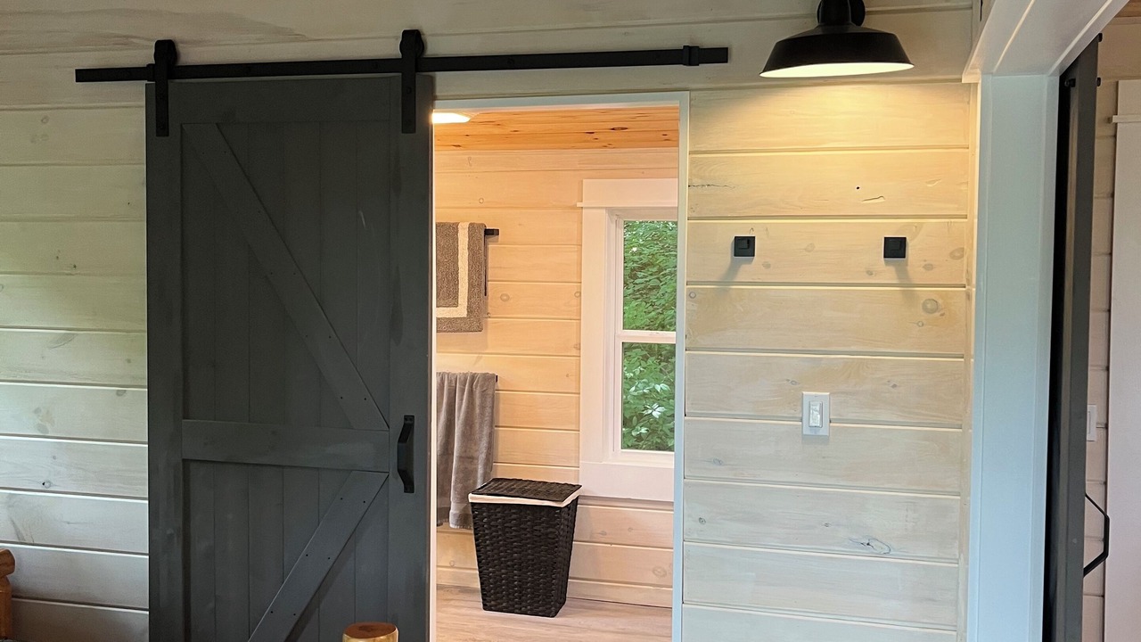 Photo of Bathroom in Newland