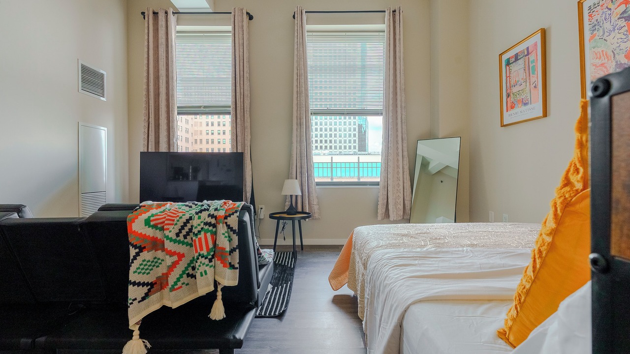 Photo of Bedroom in Downtown Cincinnati