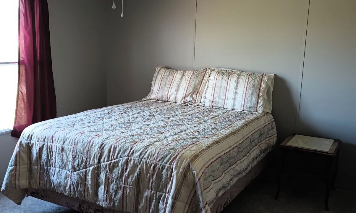 Photo of Bedroom in Hamersville