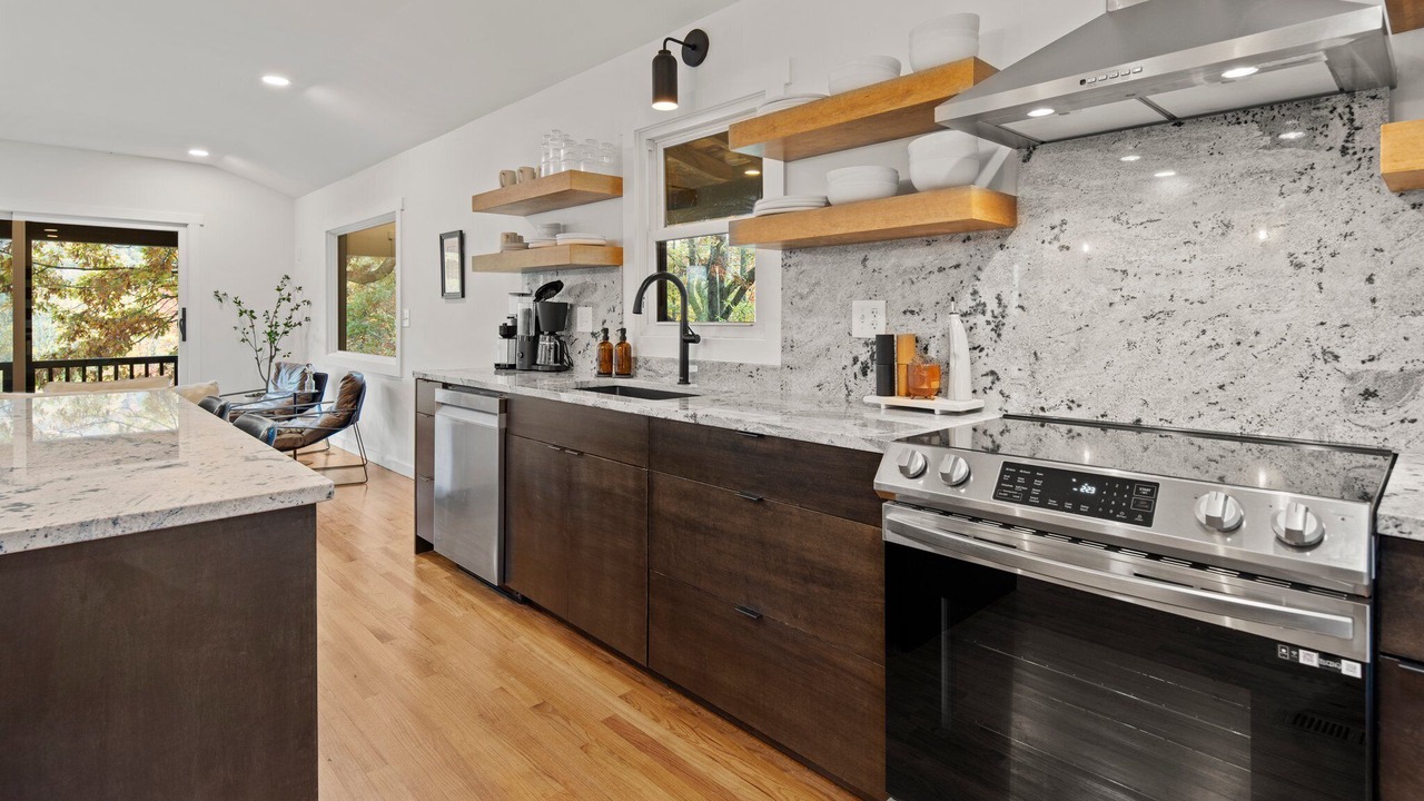 Photo of Kitchen in Hendersonville