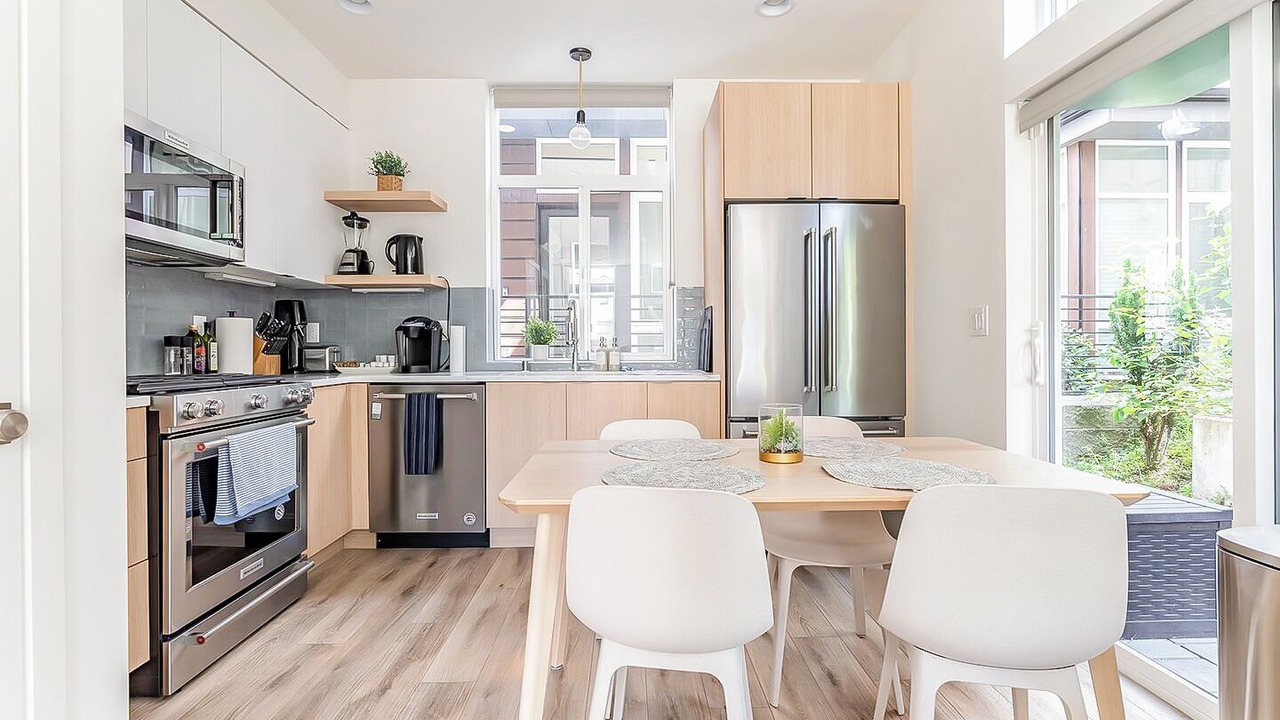Photo of Kitchen in East Queen Anne