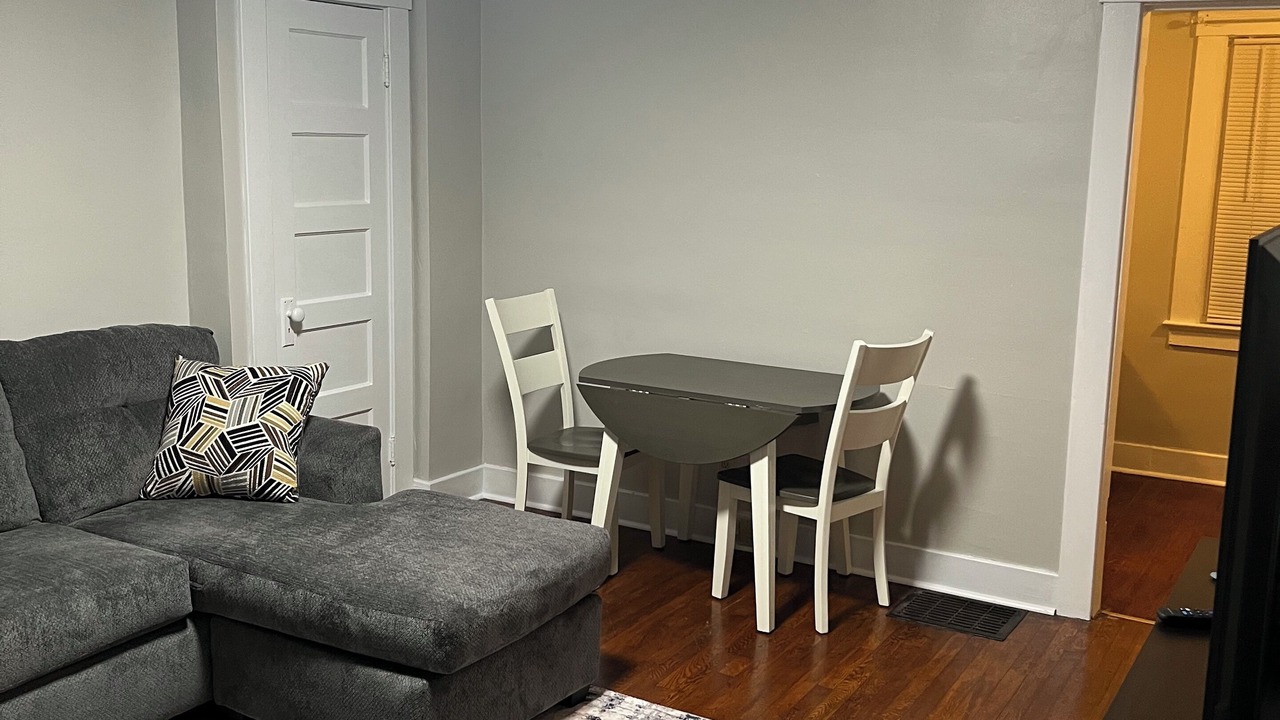 Photo of Livingroom in Mount Carbon