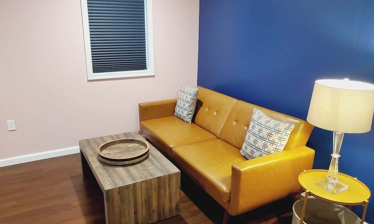Photo of Livingroom in Shepherdstown