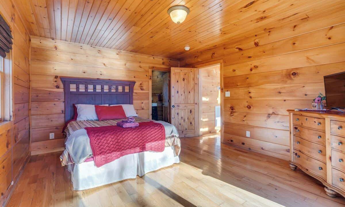 Photo of Bedroom in Butler