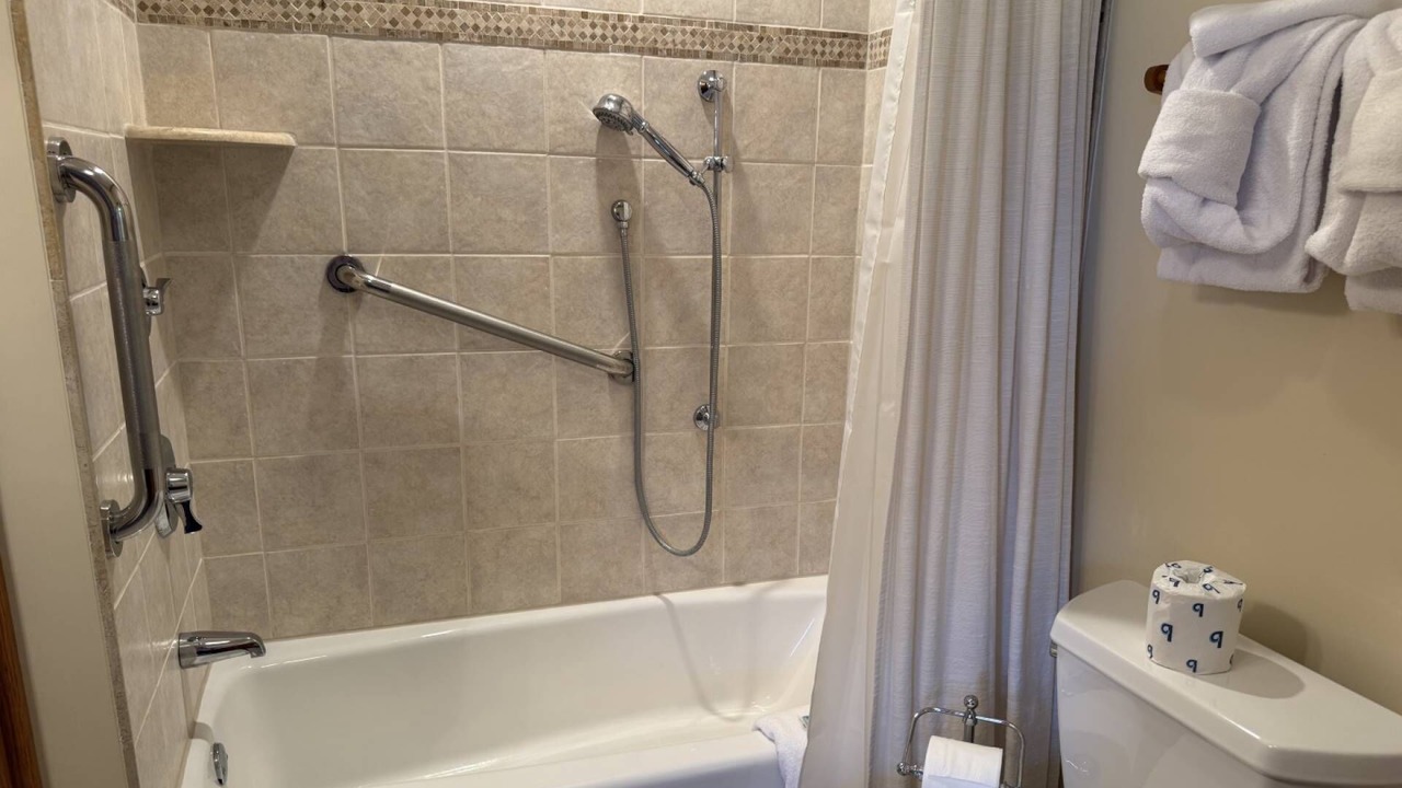 Photo of Bathroom in Dandridge