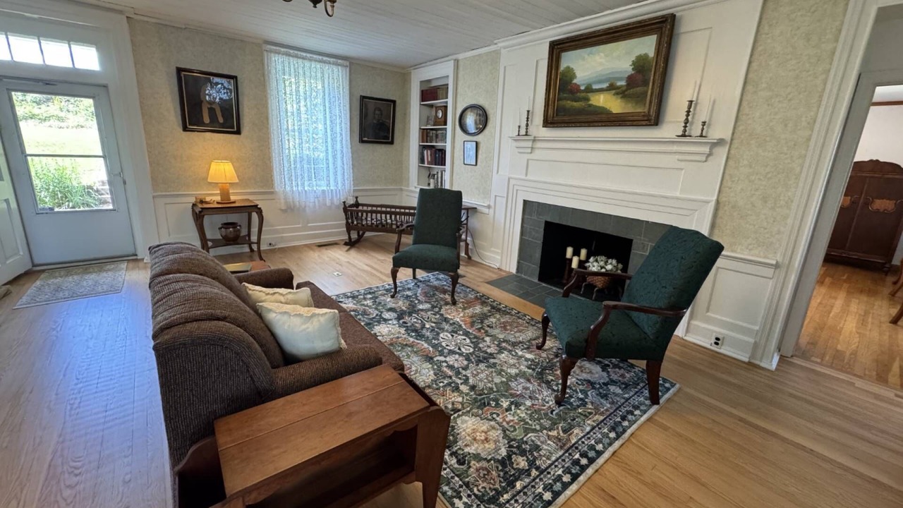 Photo of Bedroom in Dandridge