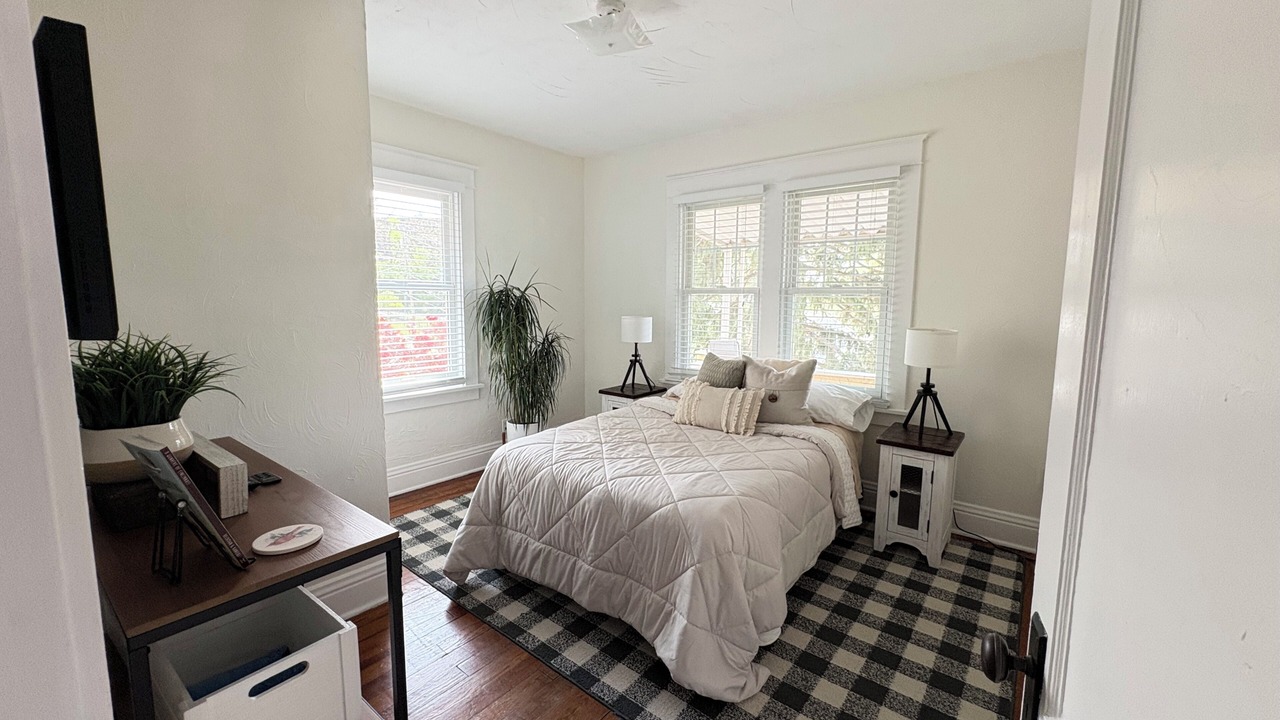 Photo of Bedroom in Columbia-Tusculum