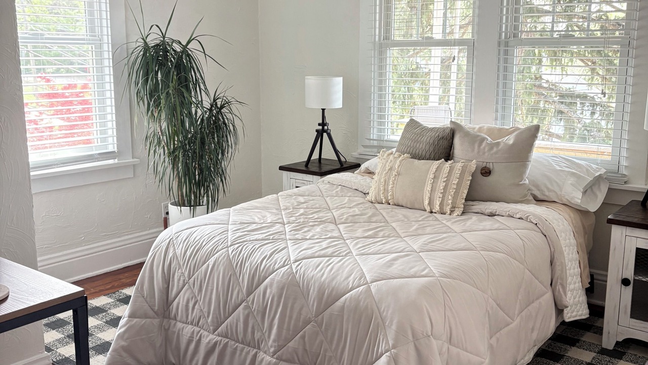 Photo of Bedroom in Columbia-Tusculum