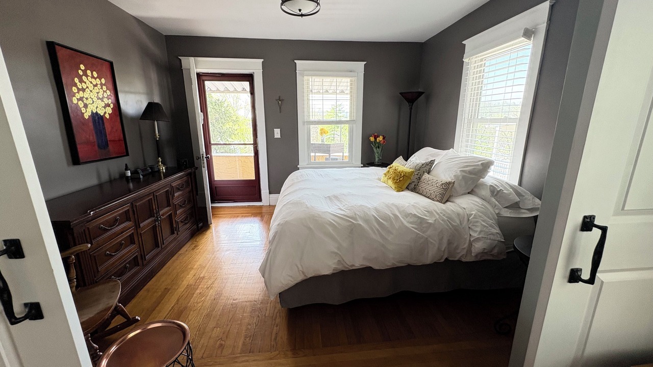 Photo of Bedroom in Columbia-Tusculum