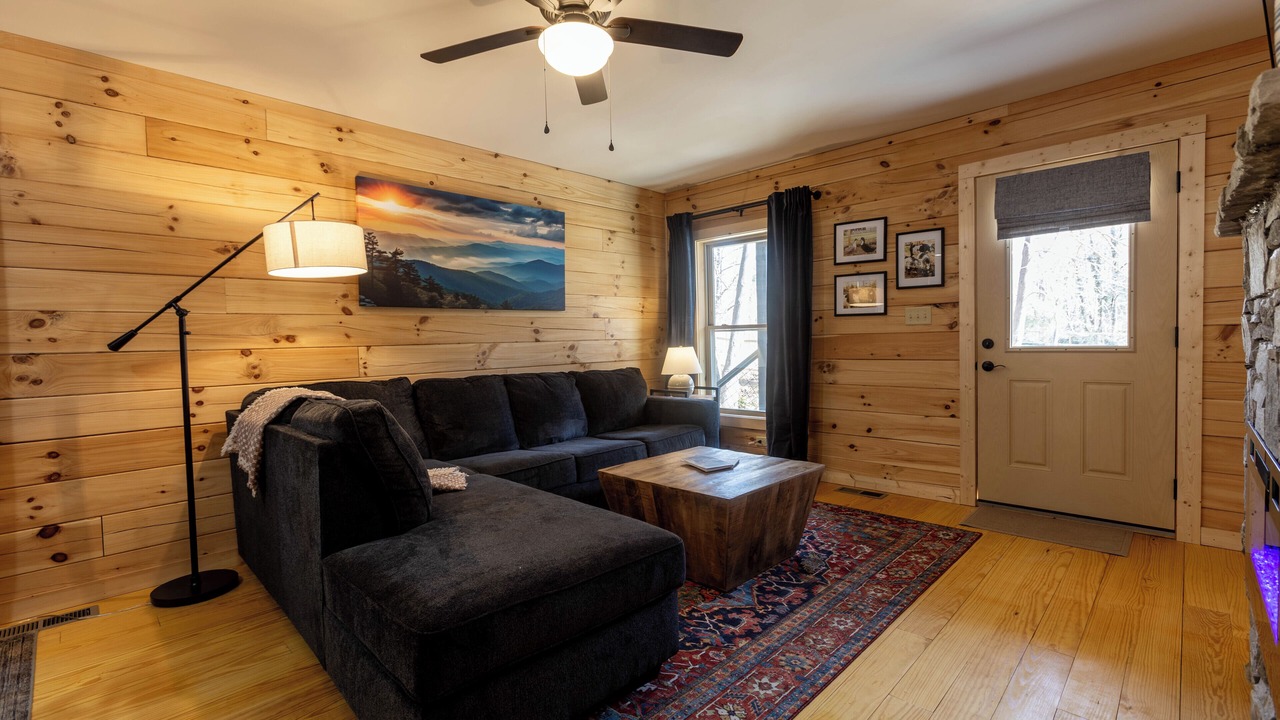 Photo of Bedroom in Black Mountain