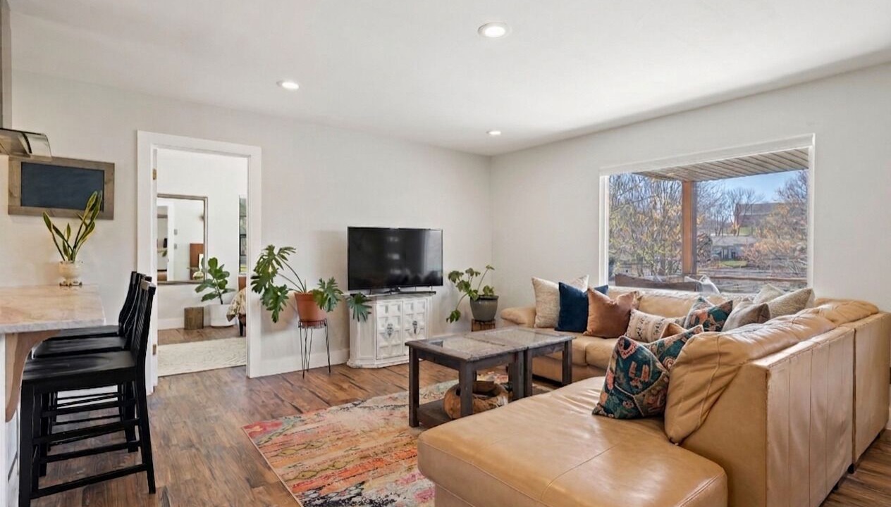 Photo of Livingroom in East End - Valley Street