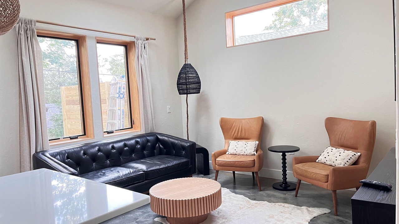Photo of Livingroom in Grove Park- Sunset