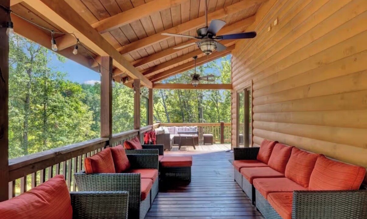 Photo of Patio Balcony in Vein Mountain