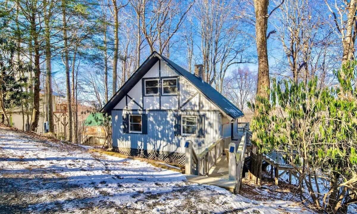 Photo of Outdoor in Charter Hills