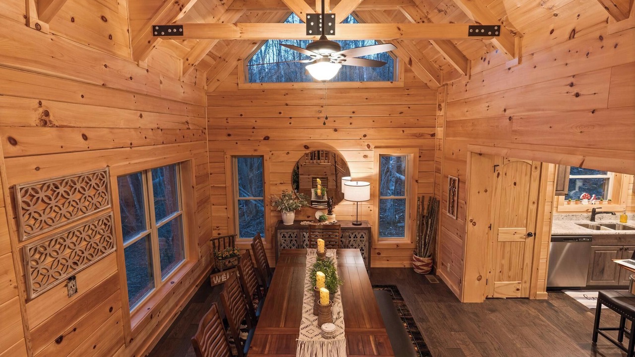 Photo of Bedroom in Elk Park