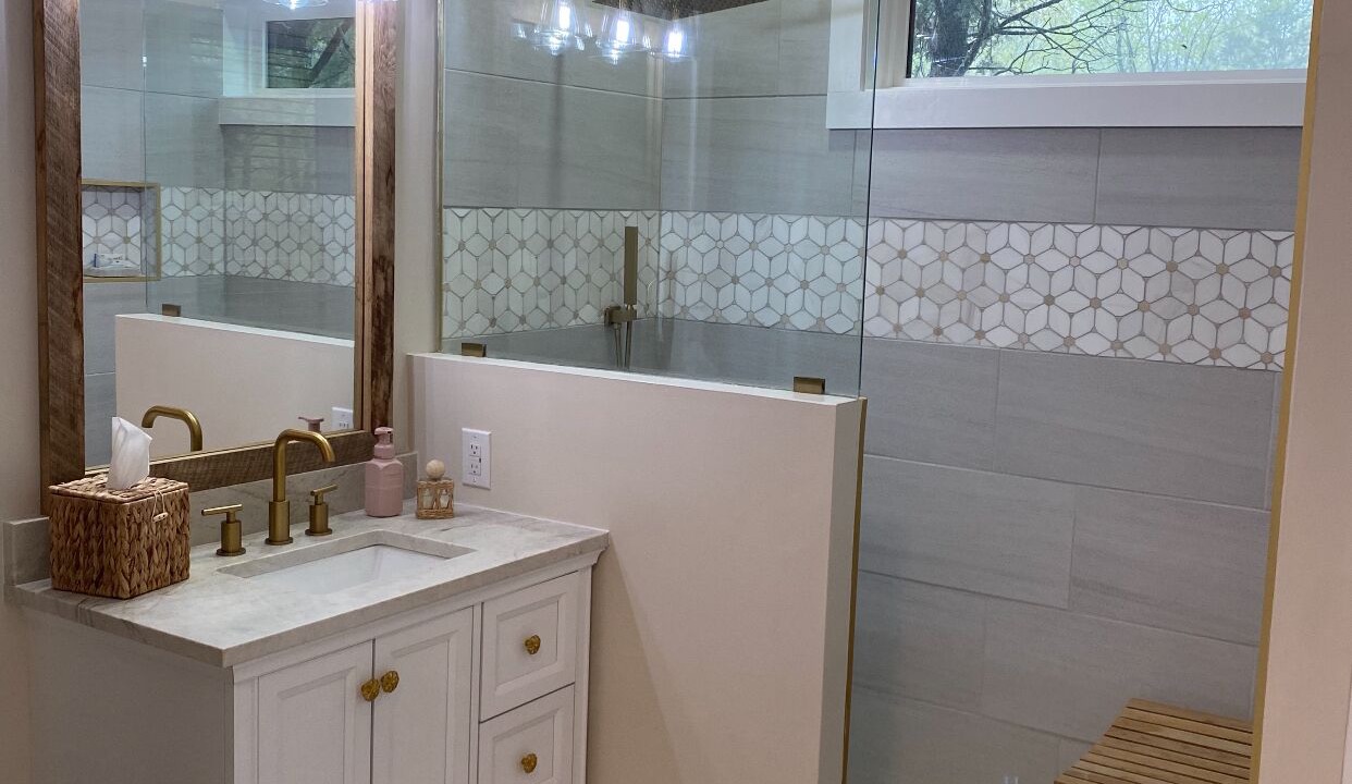 Photo of Bathroom in Perry Park
