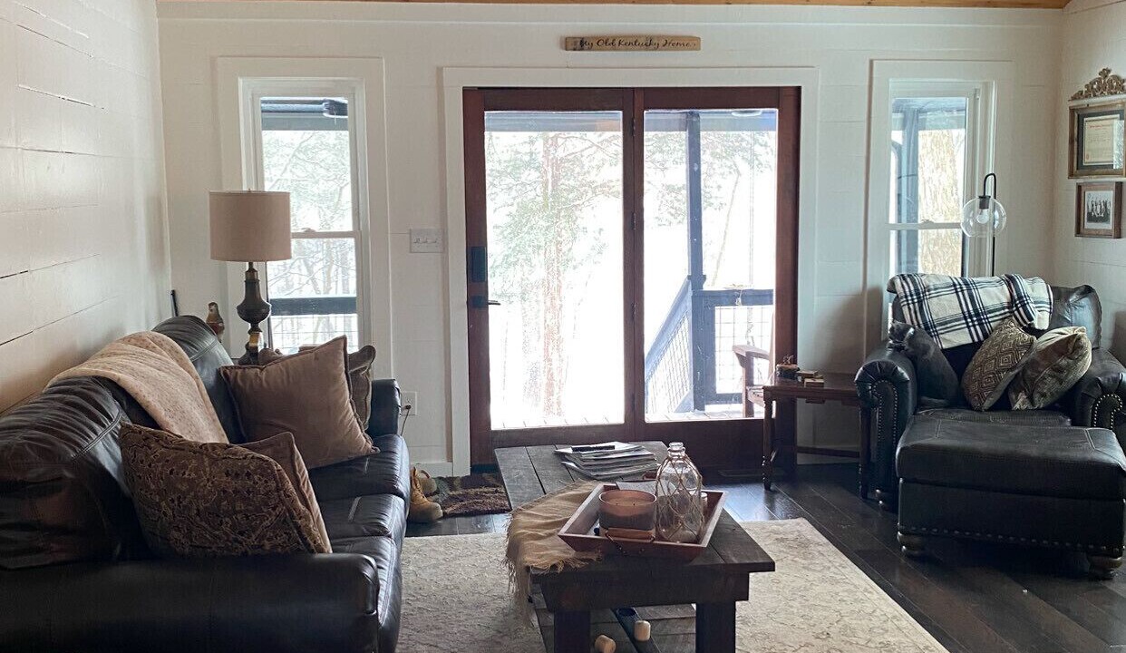 Photo of Livingroom in Perry Park
