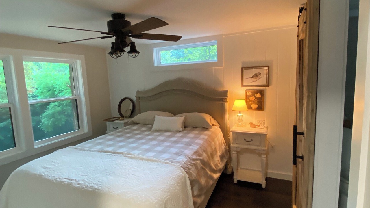 Photo of Bedroom in Perry Park