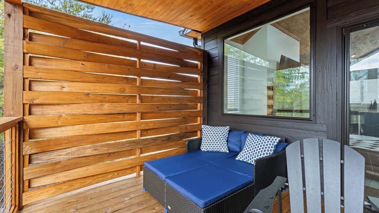 Photo of Patio Balcony in Rogers