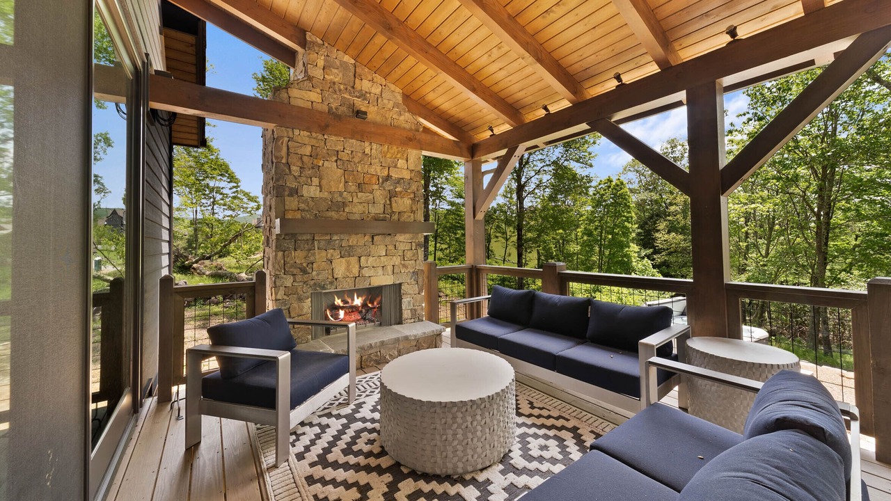 Photo of Outdoor in Elk Park